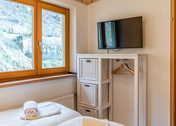 Апартаменты Auschloessl Reiteralm - 5 Minutes Walk To Cablecar