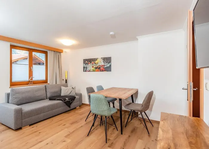 Апартаменты Auschloessl Reiteralm - 5 Minutes Walk To Cablecar *